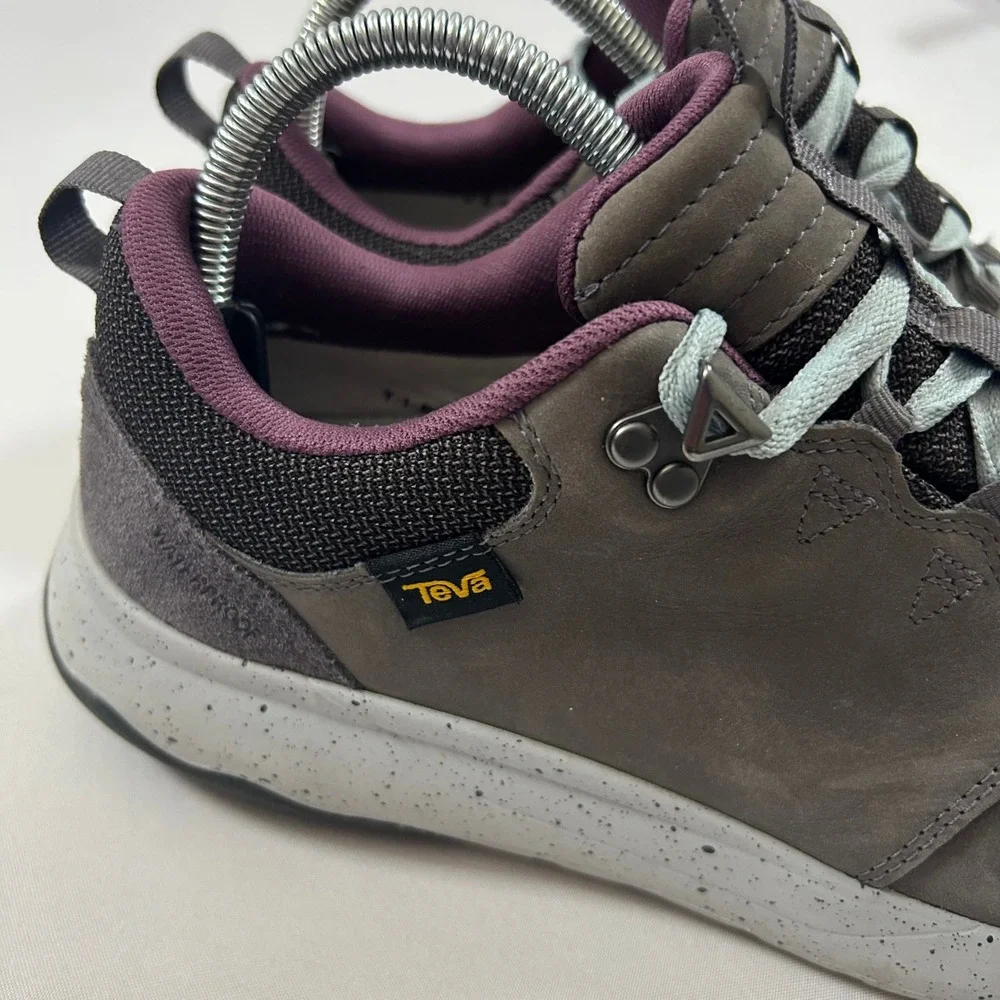 Teva Arrowood WP Hiking Shoes Womens 10 Gray Purple Waterproof Leather 1014566‎
